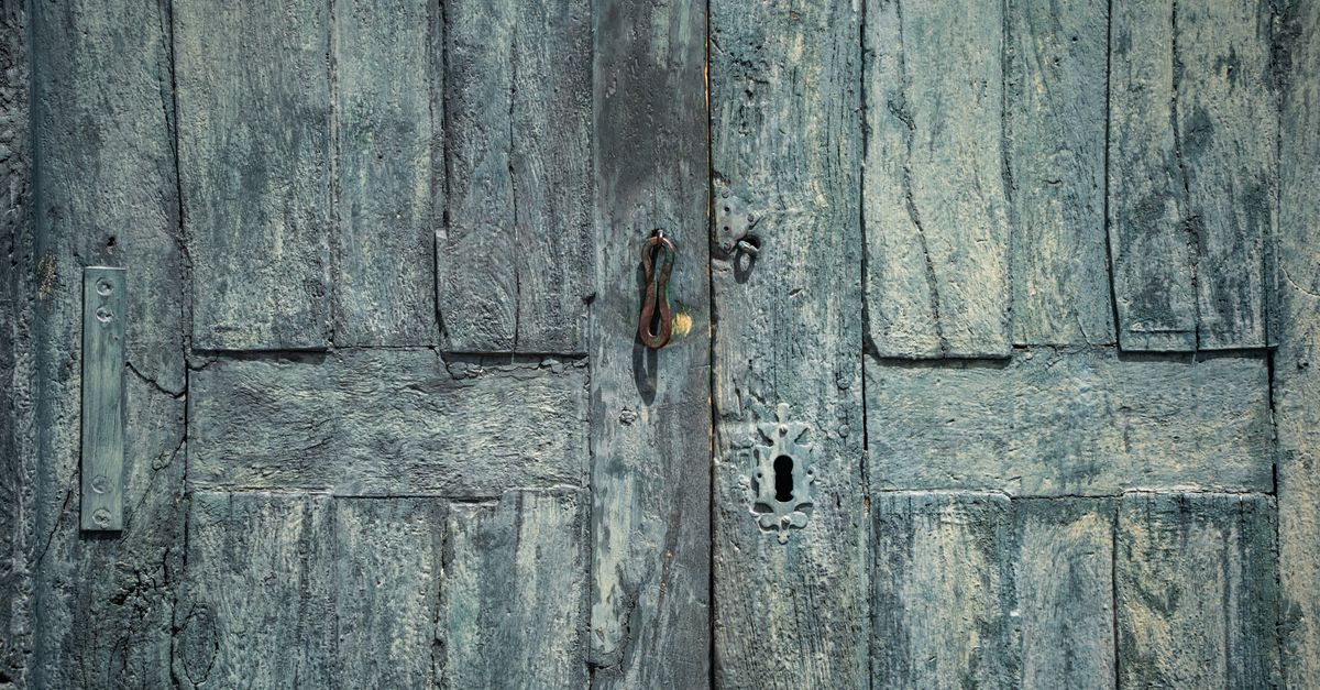 Why Gulf Coast Salt Air Wrecks Your Door Locks — Bradenton Locksmith Pro
