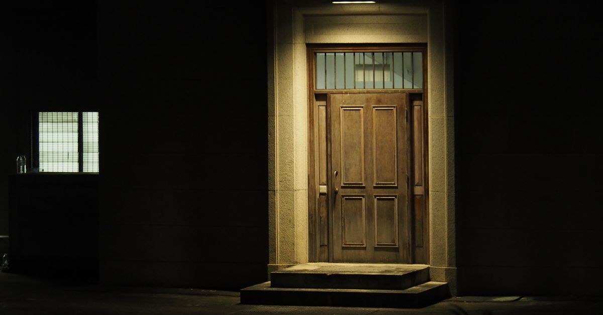 Locked Out at Night in Bradenton? Do This First — Bradenton Locksmith Pro