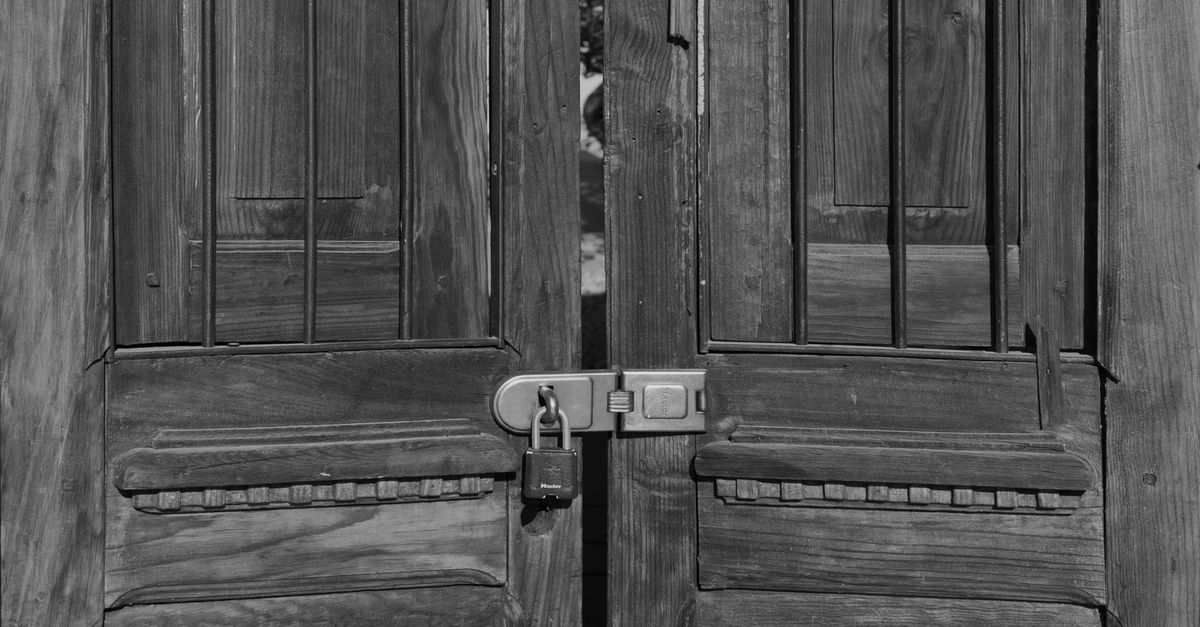 deadbolt installation — Bradenton Locksmith Pro