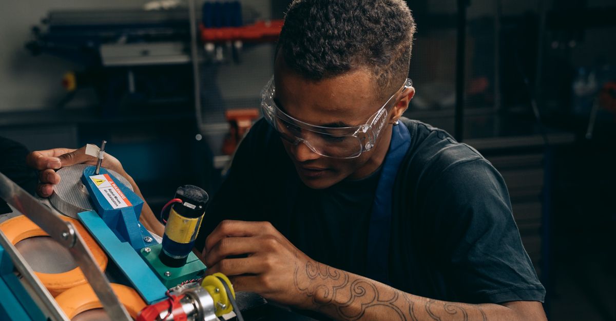 key maker professional — Bradenton Locksmith Pro